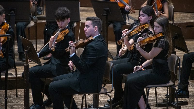 Violines II